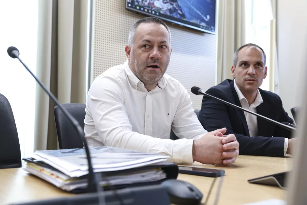 Danijel Be&scaron;ič Loredan&nbsp;in državni sekretar Tadej Ostrc&nbsp;leta 2023 / Foto: Jaka Gasar