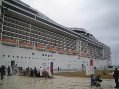 ladja kamele križarjenje