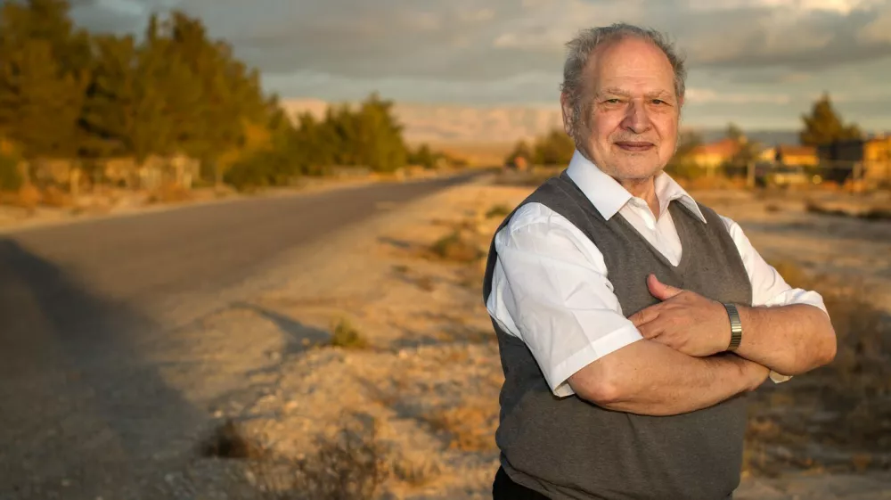 Ronald Wayne photographed outside his Nevada home. Wayne co-founded Apple Computer with Steve Wozniak and Steve Jobs but sold his shares in the company shortly after.,Image: 175927193, License: Rights-managed, Restrictions:, Model Release: no
