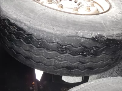 Bolgarski tovornjak pnevmatike