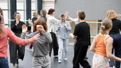 Meča ne smemo zaupati tistim, ki ne znajo plesati