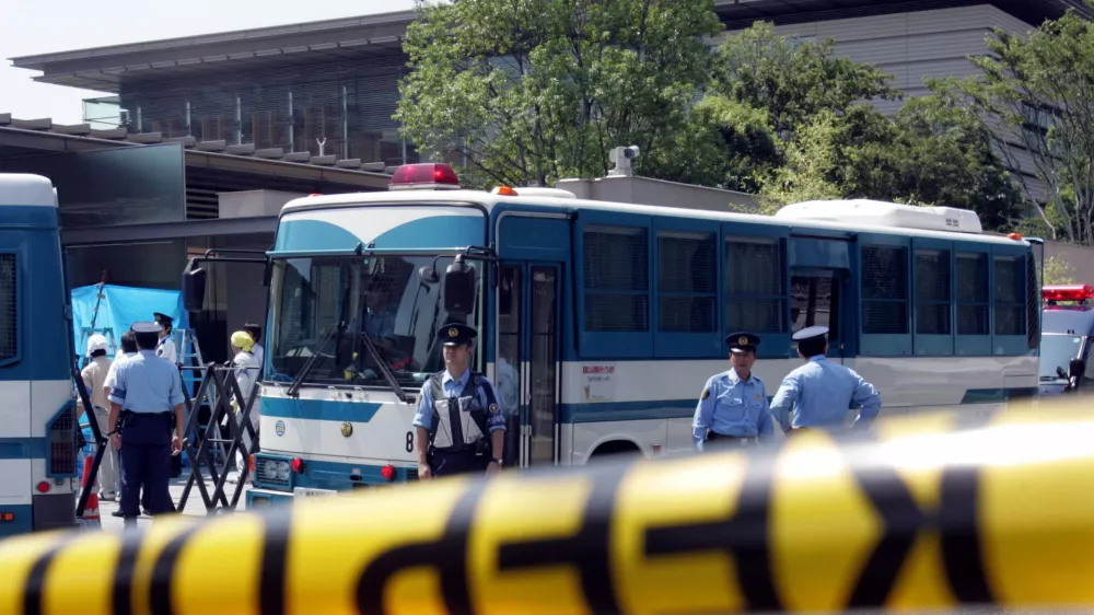 A crime-scene tape is placed around the compound of the official residence of Japanese Prime Minister Junichiro Koizumi in Tokyo while police investigate the building after a suicide attempt by a woman August 30, 2005. The woman, who tried to drive through barriers outside the compound, slit her throat, stabbed herself in the wrist and stomach, and was taken to hospital, condition unknown, police said. Koizumi was out campaigning at the time of the incident.  REUTERS/Yuriko Nakao