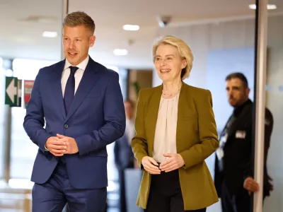 European Commission President Ursula von der Leyen, right, walks with Hungary's incoming Prime Minister Peter Magyar prior to a meeting at EU heaquarters in Brussels, Wednesday, April 29, 2026. (AP Photo/Geert Vanden Wijngaert, Pool)