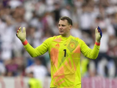 Manuel Neuer se s svojo dolgo in uspe&scaron;no kariero že uvr&scaron;ča med največje nogometne vratarje na svetu. / Foto: AP