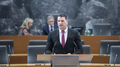 Novi predsednik DZ Zoran Stevanović, Resnica- 10.04.2026 - ustanovna seja novega sklica DZ, ki jo je sklicala predsednica republike Nataša Pirc Musar; seja se je začela z imenovanjem predsednika in podpredsednika mandatno-volilne komisije, sledila je prekinitev, pol ure po prekinitvi pa se je začela seja mandatno-volilne komisije DZ za pripravo druge točke dnevnega reda; v nadaljevanju seje DZ so potrjevali mandate poslancem in volili predsednika DZ//FOTO: Jaka Gasar