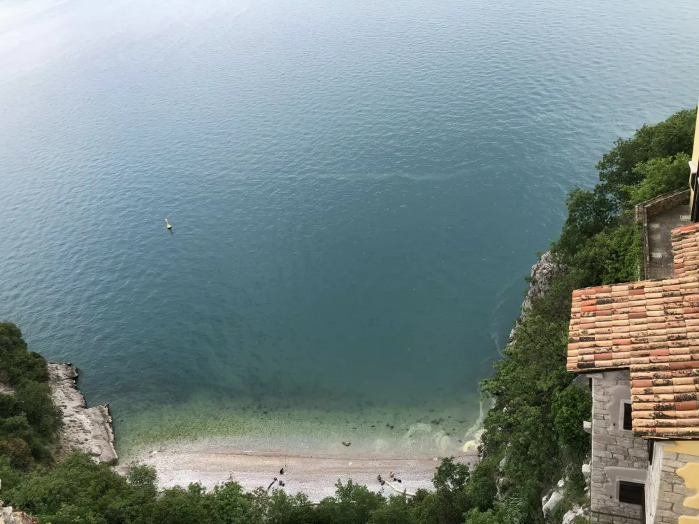 Grad Devin, plaža