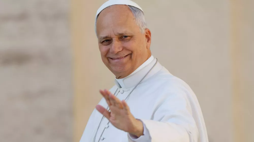 Pope Leo XIV gestures on the day of a weekly general audience in Saint Peter's Square at the Vatican, April 29, 2026. REUTERS/Remo Casilli