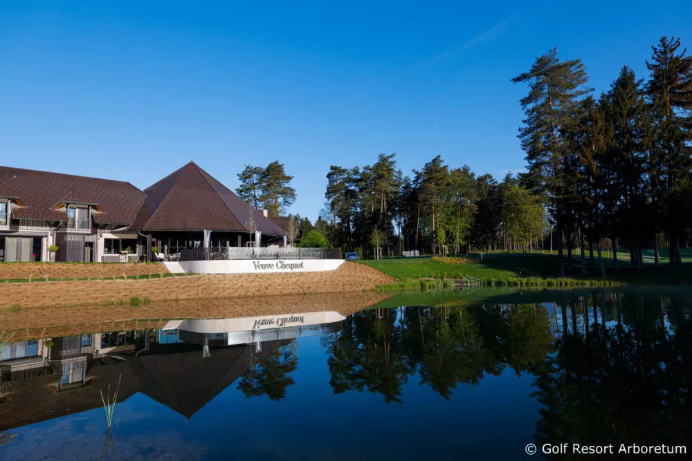 F Golf Resort Arboretum 