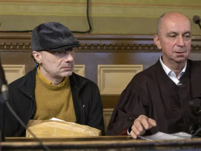 Stephanov odvetnik Gorazd Fi&scaron;erMichel Stephan, libanonski kemik, nekoč zaposlen na Kemijskem in&scaron;titutu - - 13.05.2019 &ndash; zaključne besede pred sodbo - sojenje Michelu Stephanu, ker naj bi prebeglega nekdanjega pripadnika ira&scaron;ke policije Alija Hamzaha Rashida napeljeval k umoru dr. Janeza Plavca s Kemijskega in&scaron;tituta in mu za umor ponujal 25.000 evrov.. //FOTO: Matjaž Ru&scaron;t