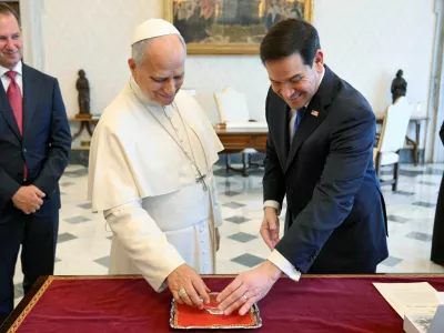 Pope Leo XIV meets U.S. Secretary of State Marco Rubio at the Vatican, May 7, 2026. Vatican Media/Simone Risoluti/Handout via REUTERS ATTENTION EDITORS - THIS IMAGE WAS PROVIDED BY A THIRD PARTY