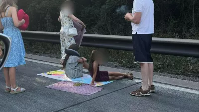 Počivanje ob cesti med zastojem