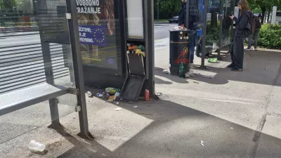 Ko&scaron;i na avtobusni postaji Mercator so bili prepolni. Foto: Tina Kresnik