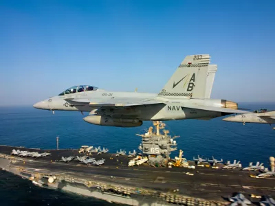 Lovsko letalo F/A-18 Super Hornet je onesposobilo oba tankerja. Foto: Profimedia