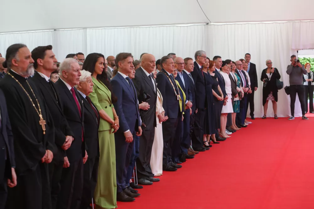 - 08.05.2026. - Slavnostna seja Mestnega sveta Mestne občine Ljubljana ob Dnevu zmage nad fa&scaron;izmom na kateri so razglasili častna me&scaron;čana in ostale nagrajence MOL in je župan Zoran Janković napovedal vnovično kandidaturo za župana po 20. letih.//FOTO: Bojan Velikonja