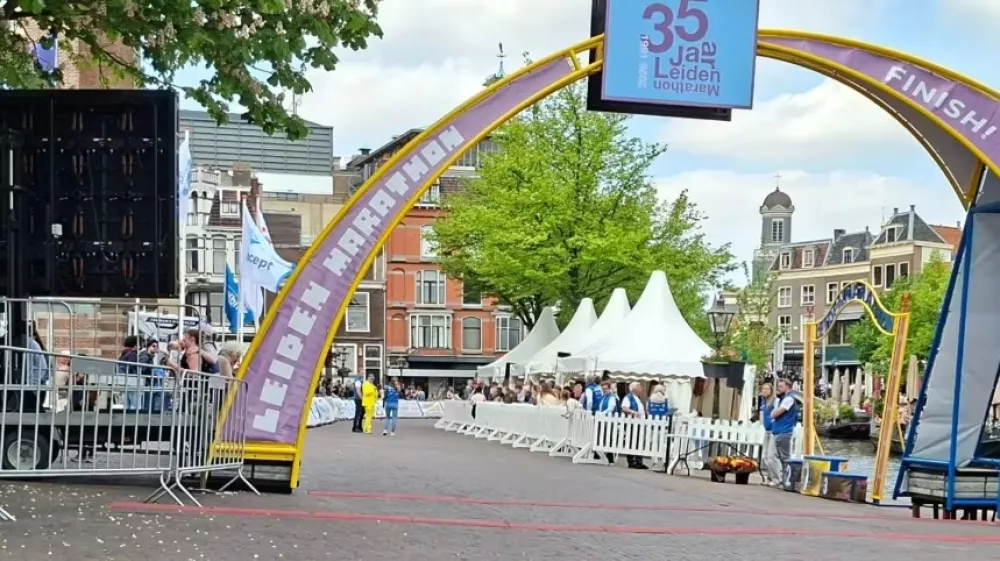 Tragedija na maratonu v Leidnu.