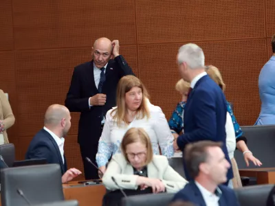 24.04.2026 - izredna seja DZJanez Jan&scaron;aFoto: Tomaž Skale / Foto: Tomaž Skale