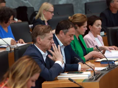 11.05.2026 - parlament - izredna seja DZRobert GolobFoto: Tomaž Skale