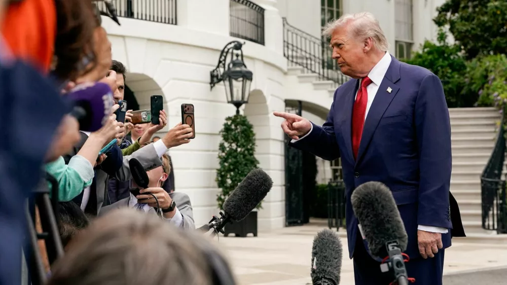FILE PHOTO: U.S. President Donald Trump gestures as he talks to reporters at the White House in Washington, D.C., U.S., May 8, 2026. REUTERS/Elizabeth Frantz/File Photo