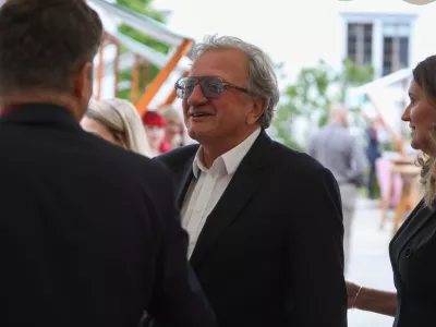 - Marko Bitenc, dr. medicine in lastnik klinike,- 08.05.2026. - Slavnostna seja Mestnega sveta Mestne občine Ljubljana ob Dnevu zmage nad fa&scaron;izmom na kateri so razglasili častna me&scaron;čana in ostale nagrajence MOL in je župan Zoran Janković napovedal vnovično kandidaturo za župana po 20. letih.//FOTO: Bojan Velikonja