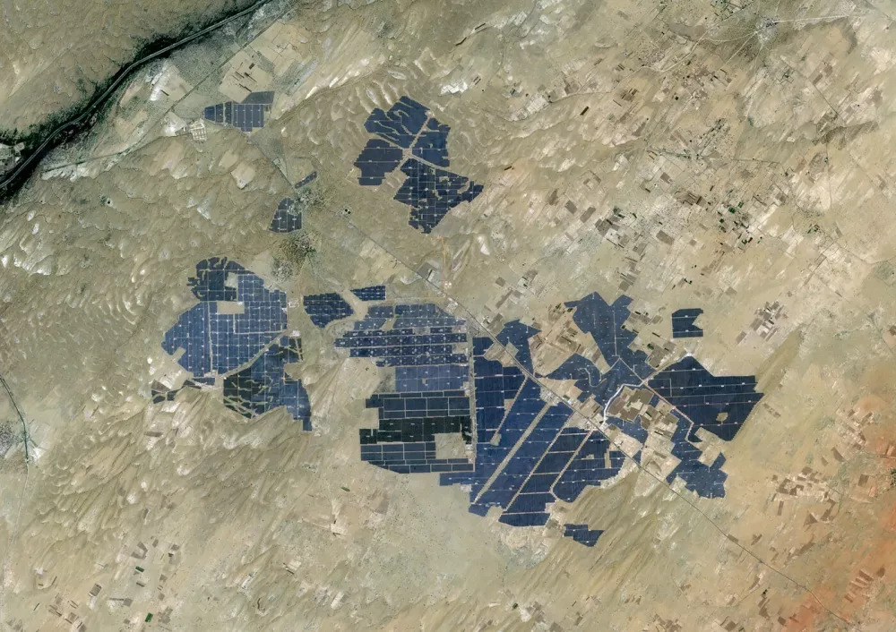 Color satellite image of Bhadla Solar Park, Jodhpur District, Rajasthan, India. Image collected on June 29, 2020 by Sentinel-2 satellites.,Image: 629527250, License: Rights-managed, Restrictions:, Model Release: no 