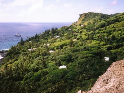 Adamstown, edino naselje na otoku Pitcarin