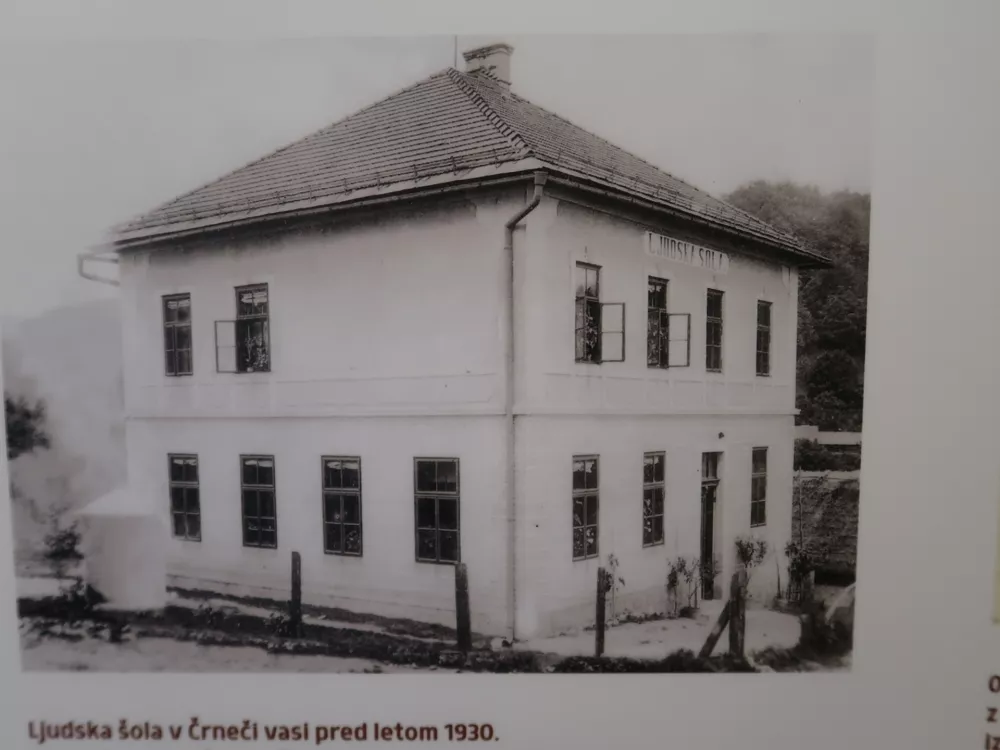 Čeneča vas, obnovljena ljudska &scaron;ola / Foto: Nata&scaron;a Bucik Ozebek