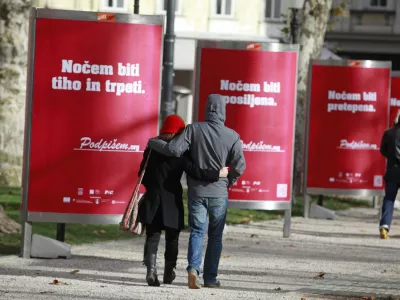 18-letnik so&scaron;olko po zabavi potisnil na posteljo in jo posilil