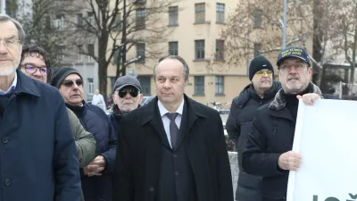 Branko Grims13.01.2026 - spominska slovesnost ob obletnici smrti politika Jožeta Pučnika (1932-2003), osrednja govornika bosta podpredsednik SDS Aleš Hojs in prvi predsednik slovenske vlade Lojze Peterle; Trg republikeFoto: Luka Cjuha
