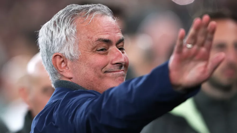 FILE -Benfica's head coach Jos&eacute; Mourinho arrives for a Champions League opening phase soccer match between SL Benfica and Real Madrid in Lisbon, Portugal, Tuesday, Feb. 17, 2026. (AP Photo/Pedro Rocha, File)