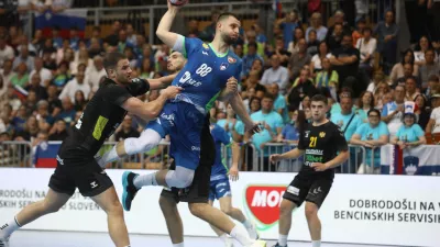 17.5.2026 - Rokomet povratna tekma Slovenija - Črna gora v zadnjem krogu kvalifikacij za nastop na SP 2027Foto: Luka Cjuha