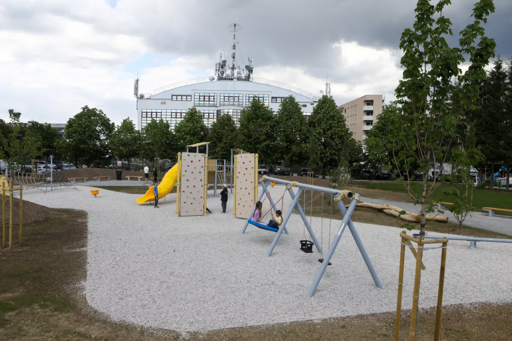 18.5.2026 - &scaron;portni park Savsko naselje - otvoritev - igri&scaron;čeFoto: Luka Cjuha