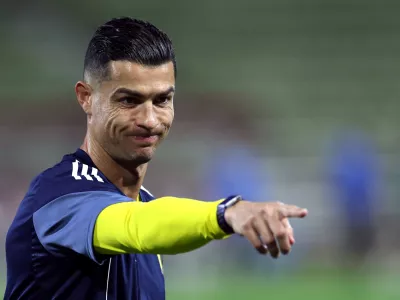 Soccer Football - Saudi Pro League - Al Najma v Al Nassr - King Abdullah Sport City Stadium, Jeddah, Saudi Arabia - February 25, 2026 Al Nassr's Cristiano Ronaldo during the warm up before the match REUTERS/Hamad I Mohammed
