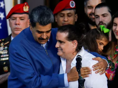 FILE PHOTO: Venezuelan President Nicolas Maduro embraces Alex Saab, who was facing U.S. bribery charges, after he was released by the U.S. government, at the Miraflores Palace, in Caracas, Venezuela, December 20, 2023. REUTERS/Leonardo Fernandez Viloria/File Photo
