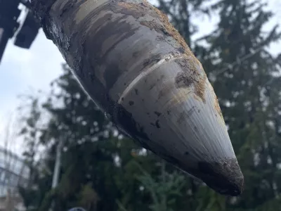 An unexploded warhead is seen at a site of downed Russian "Kinzhal" missile, after a Russian missile strike, amid Russia's attack on Ukraine, in Kyiv, Ukraine January 5, 2024. Press service of the State Emergency Service of Ukraine/Handout via REUTERS ATTENTION EDITORS - THIS IMAGE HAS BEEN SUPPLIED BY A THIRD PARTY. MANDATORY CREDIT.