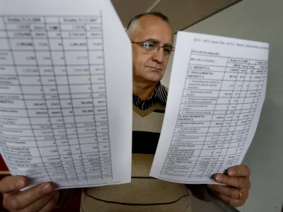 dr. Branko Mayr, strokovnjak za revizijo, ocenjevanje vrednosti podjetij in davčno svetovanje, dekan Visoke &scaron;ole za računovodstvo in aktivni partner družbe ABC revizija d.o.o., zadolžen za trženje ter razvoj področja davčnih storitev in storitev izobraževanja, Stegne 21 C/FOTO: Matej Pov&scaron;eOPOMBA: ZA OBJAVO V PRILOGI &ndash; DNEVNIKOV OBJEKTIV - INTERVJU