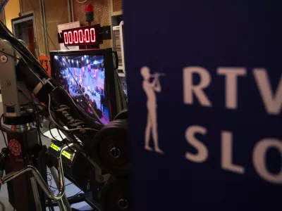 Kaj bi ukinitev RTV-prispevka pomenila za javni servis