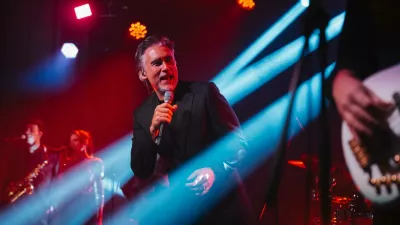 Jan Plestenjak napoveduje spektakel s simfoniki naslednjo soboto v Križankah, v intervjujih pa dodaja različne zanimivosti. Tokrat je govoril o divjih živalih. 