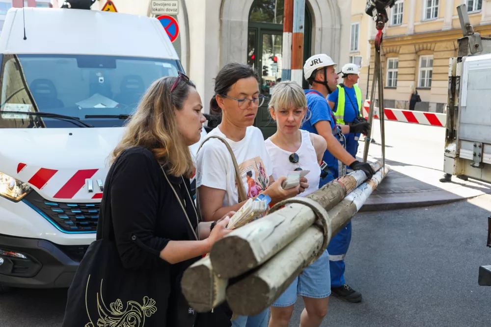 26.05.2026. Podiranje Plečnikovega jamborja na Kapiteljski ulici. Foto: Bojan Velikonja