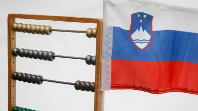 Davčne razbremenitve za najbogatejše tudi pri dohodnini