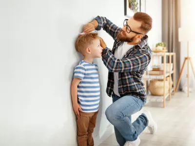 Vsaka generacija je &scaron;e malo vi&scaron;ja. / Foto: Istock