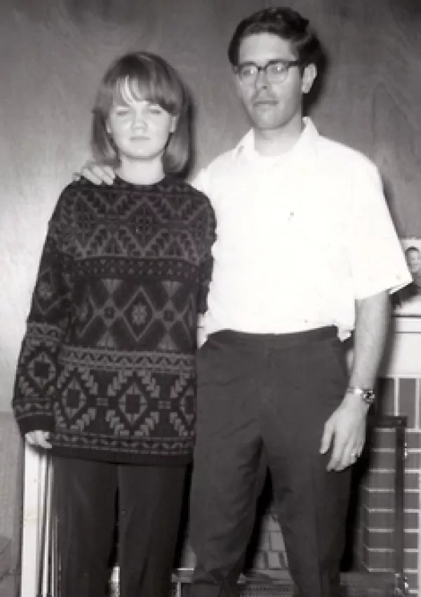 Med žrtvami je bila Darlene Ferrin. Mnogi sumijo, da je poznala svojega morilca in da je morda to prav on. Fotografija je iz leta 1966. / Foto: Wikipedia