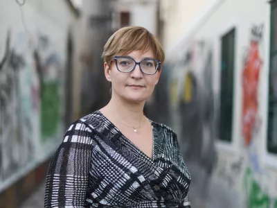 - 02.02.2022 - Irena Ile&scaron;ič Čujovič, pravnica - predsednica SZSV - Sindikat zdravstva in socialnega varstva //FOTO: Bojan Velikonja