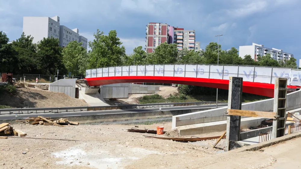 31.05.2026. Nov most za pe&scaron;ce čez severno obvoznico Dravlje.