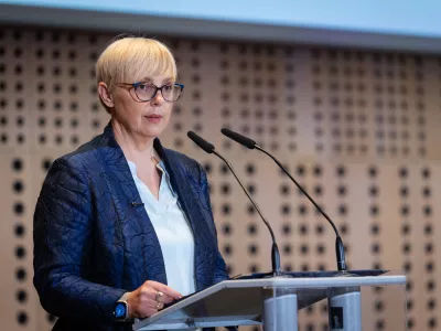 Brdo pri Kranju, Kongresni center Brdo.Sklepna prireditev natecaja Prostovoljec leta 2025 s podelitvijo priznanj in naj nazivov prostovoljcem in prostovoljskim projektom za dosezke iz preteklega leta, ki jo je pripravil Mladinski svet Slovenije.Predsednica republike Natasa Pirc Musar.
