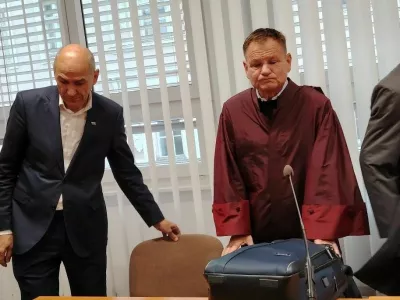 Janez Jan&scaron;aFranci Matozsojenje zadeva Trenta, Celje