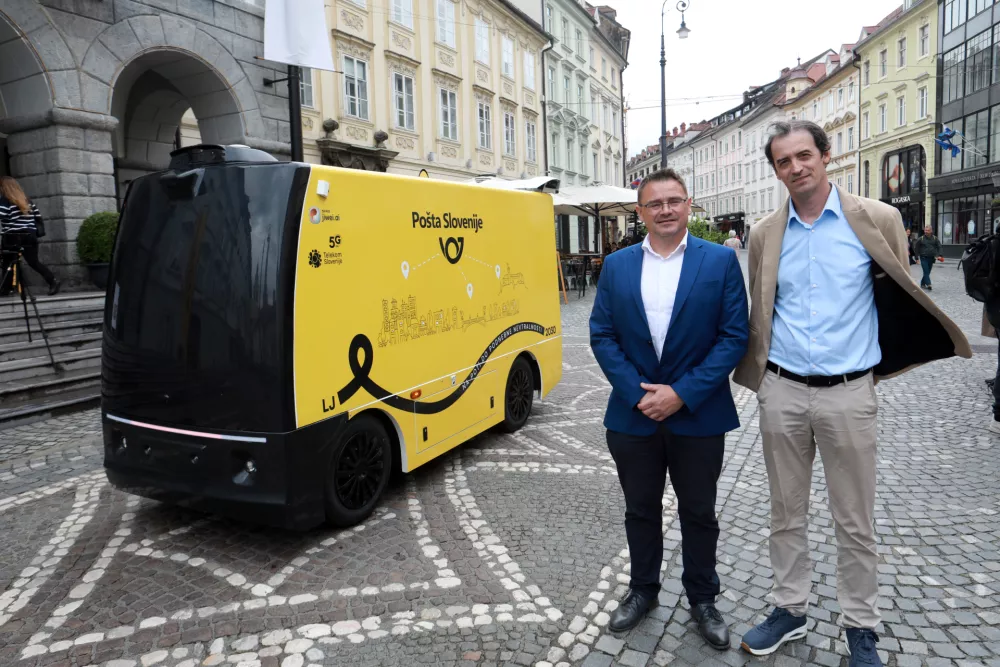 03.06.2026- robotska dostava, robot, po&scaron;taFoto: Tomaž Skale