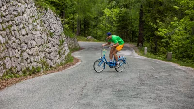 - 04.06.2016 - Red Bull Goni Pony - kolesarski vzpon s kolesi pony na Vršič - legendarno slovensko kolo ROG Pony - kolesarstvo - starodobna kolesa     //FOTO: Bojan Velikonja