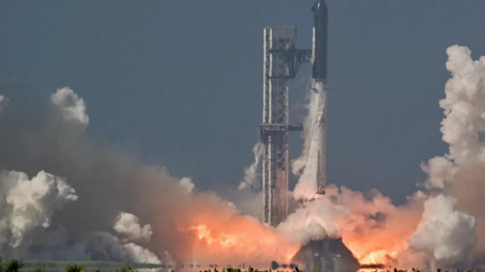 Z uvrstitvijo SpaceX na borzo naj bi Musk postal prvi bilijonar
