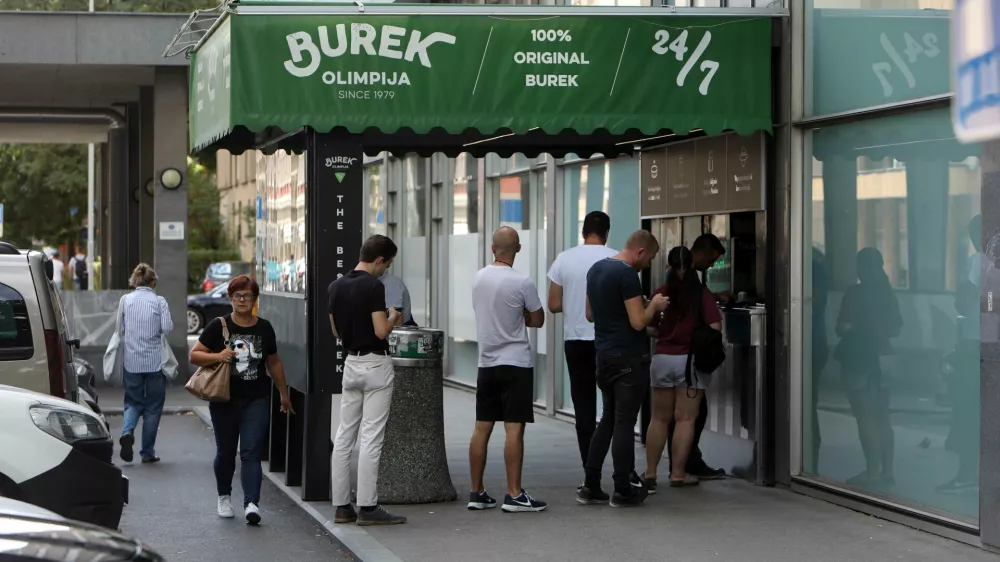 31.07. 2023- okrepčevalnica Burek OlimpijaFoto: Tomaž Skale / Foto: Tomaž Skale