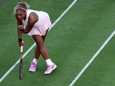 Tennis - Queen's Club Championships - Queen's Club, London, Britain - June 9, 2026 Serena Williams of the U.S. reacts during her round of 16 doubles match with Canada's Victoria Mboko against Nicole Melichar-Martinez of the U.S. and New Zealand's Erin Routliffe REUTERS/Toby Melville   TPX IMAGES OF THE DAY